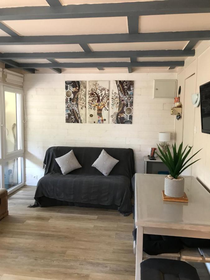Village Vacances Aux Villages Sous Les Pins Леон Экстерьер фото